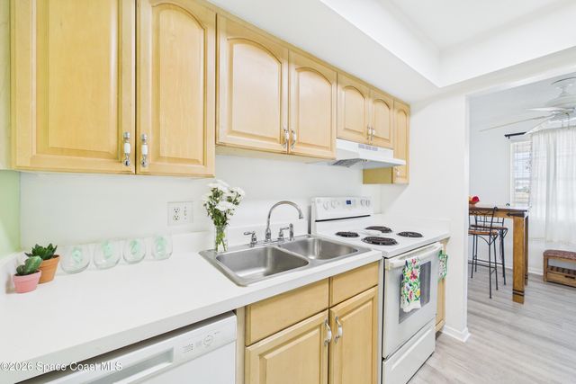 1011 S Miramar Avenue Unt6, Indialantic, FL 32903