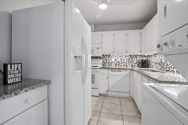 2260 NE 67th Street 1710, Fort Lauderdale, FL 33308