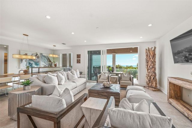 329 BEACH ROAD A, Sarasota, FL 34242
