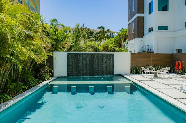 329 BEACH ROAD A, Sarasota, FL 34242