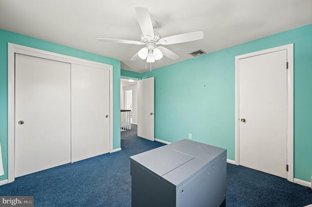 17 MCILVAIN DR, Downingtown, PA 19335