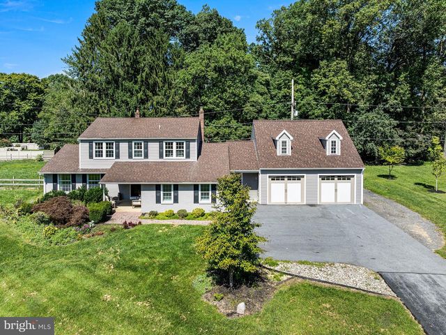 17 MCILVAIN DR, Downingtown, PA 19335