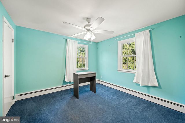 17 MCILVAIN DR, Downingtown, PA 19335