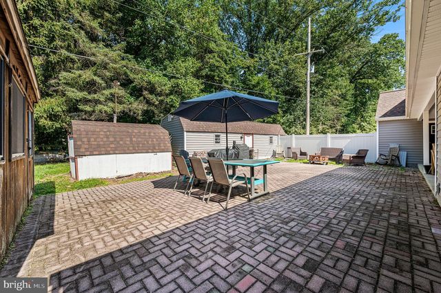 17 MCILVAIN DR, Downingtown, PA 19335