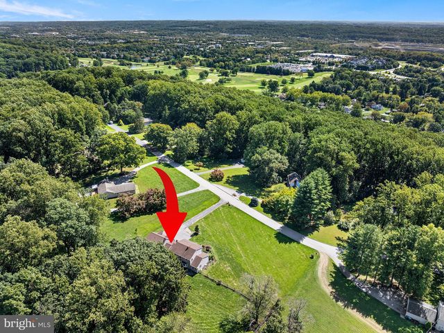 17 MCILVAIN DR, Downingtown, PA 19335