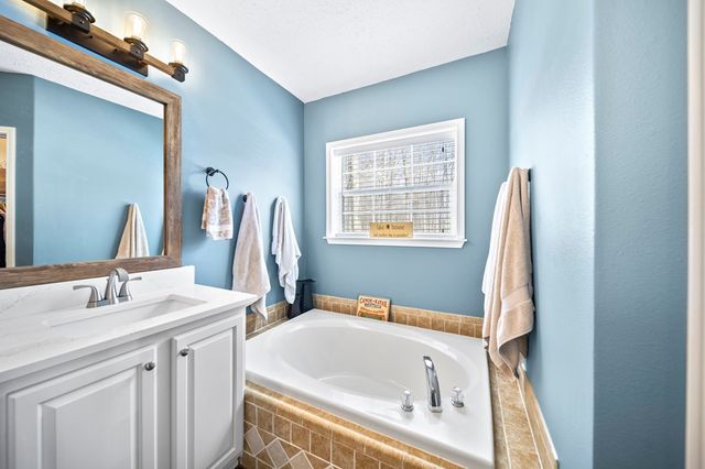 7326 State Route 19, Unit 8, Lot 195, Mount Gilead, OH 43338