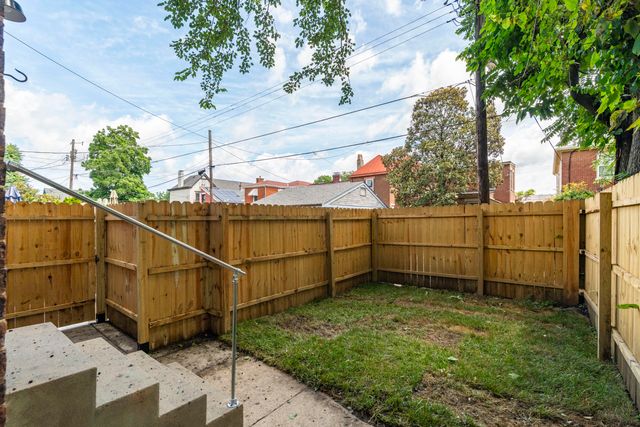825 Maple Avenue, Newport, KY 41071