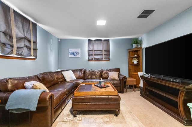 1412 Plantation Drive, Marion, OH 43302