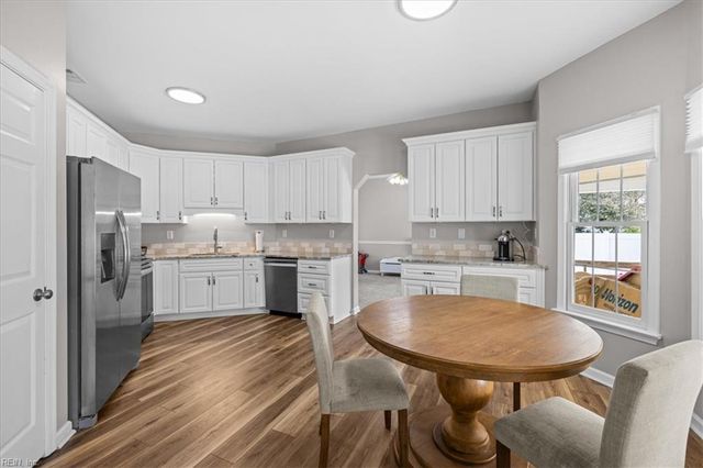 801 Elon CT, Chesapeake, VA 23322