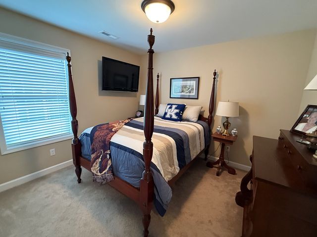 533 S Abbey, Hopkinsville, KY 42240