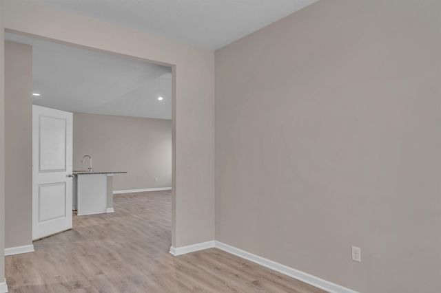 3571 E Hollandale St, Derby, KS 67037