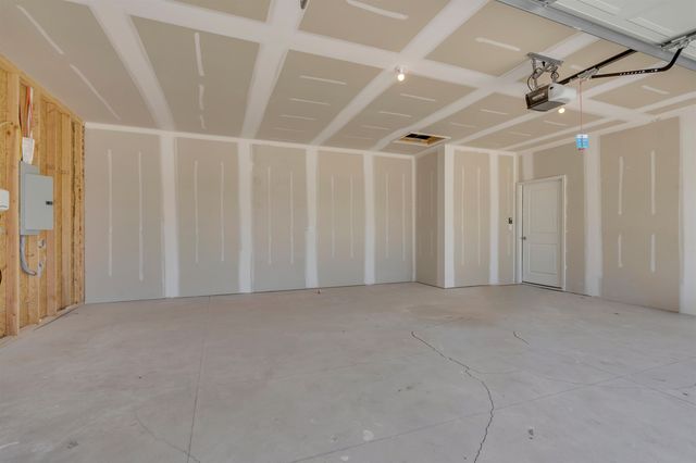 3571 E Hollandale St, Derby, KS 67037