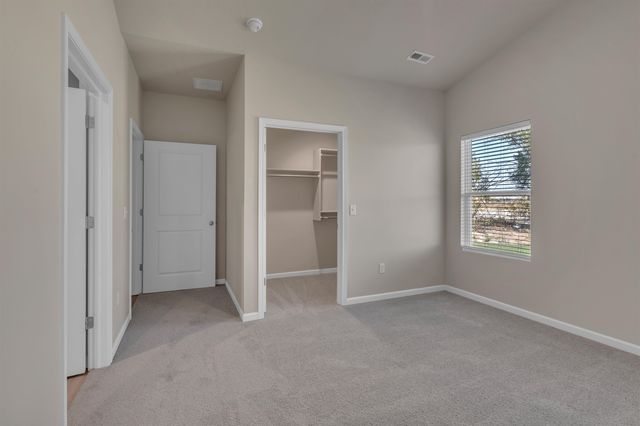 3571 E Hollandale St, Derby, KS 67037