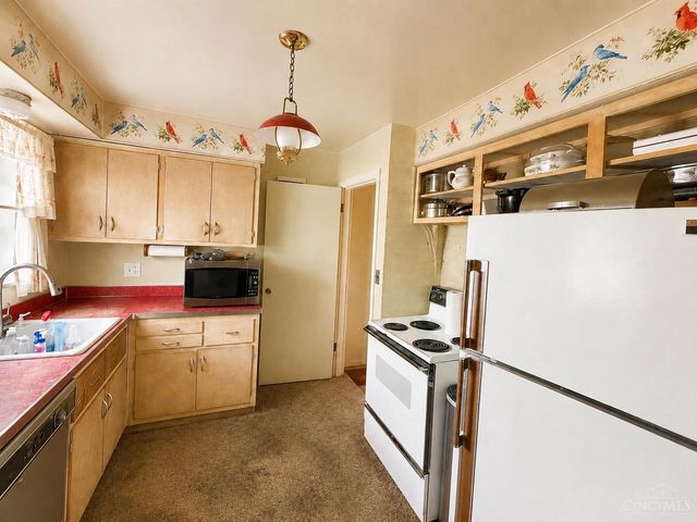 33 Imbler Drive, Cincinnati, OH 45218