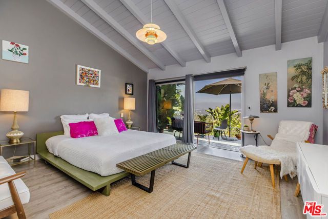 8147 Mulholland Terrace, Los Angeles, CA 90046