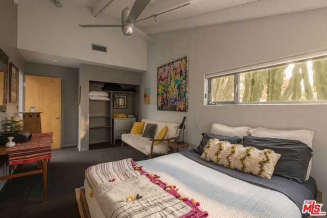 8147 Mulholland Terrace, Los Angeles, CA 90046