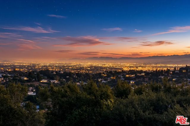 8147 Mulholland Terrace, Los Angeles, CA 90046