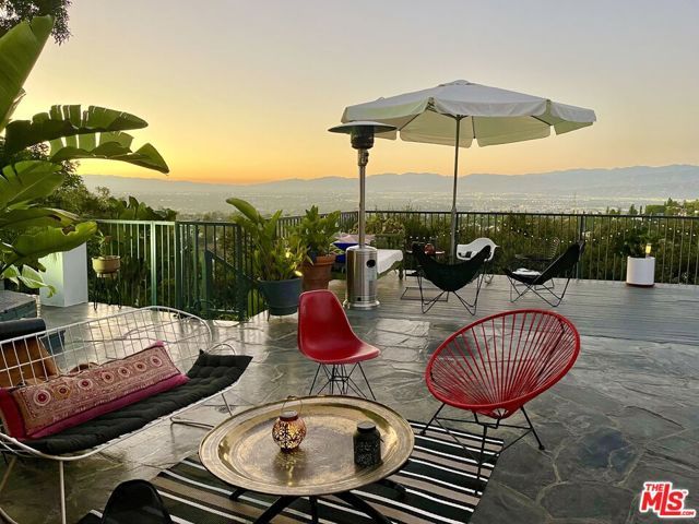 8147 Mulholland Terrace, Los Angeles, CA 90046