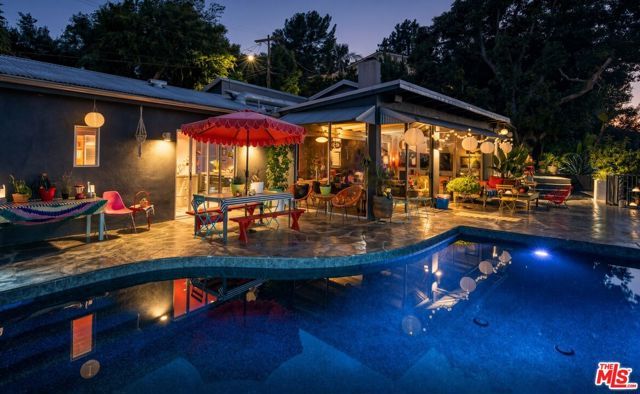 8147 Mulholland Terrace, Los Angeles, CA 90046