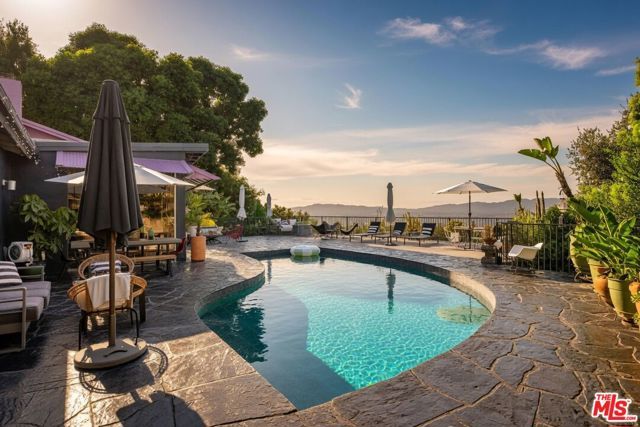 8147 Mulholland Terrace, Los Angeles, CA 90046