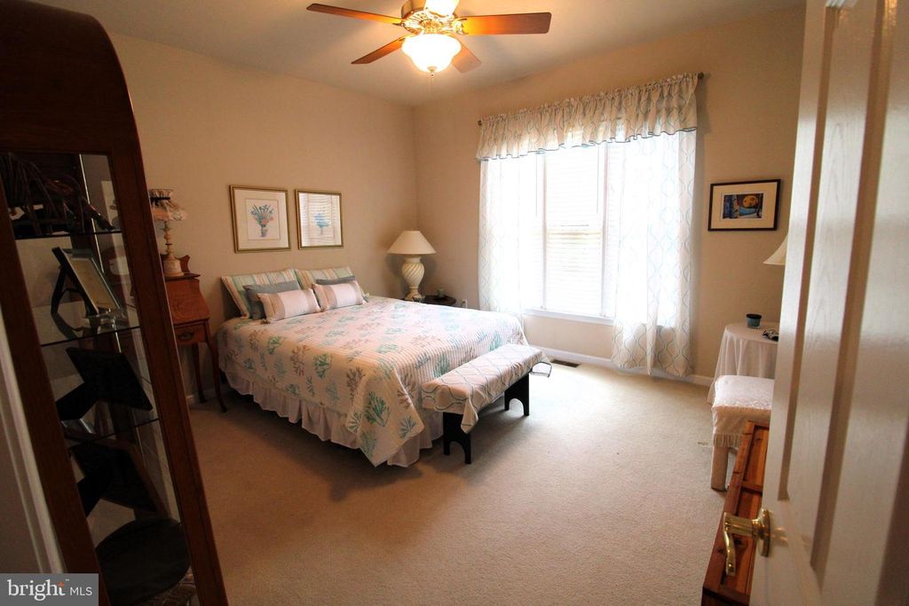Image 15 of property listing at 25392 CLUB CIR, Quantico, MD 21856