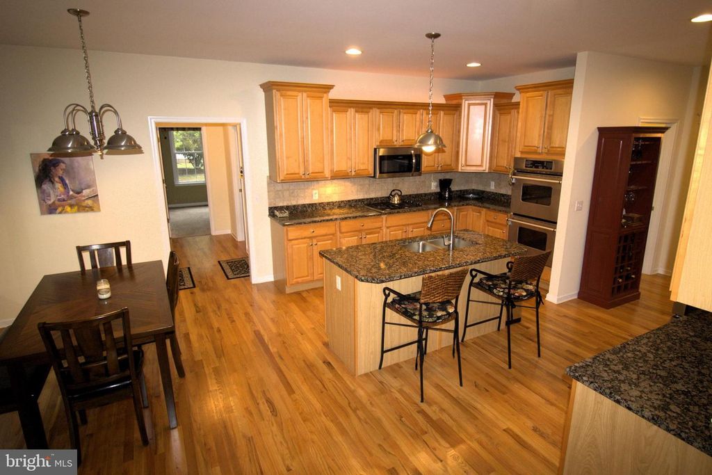 Image 33 of property listing at 25392 CLUB CIR, Quantico, MD 21856