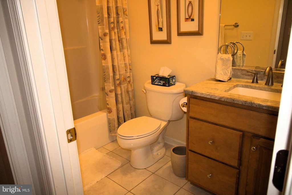 Image 37 of property listing at 25392 CLUB CIR, Quantico, MD 21856