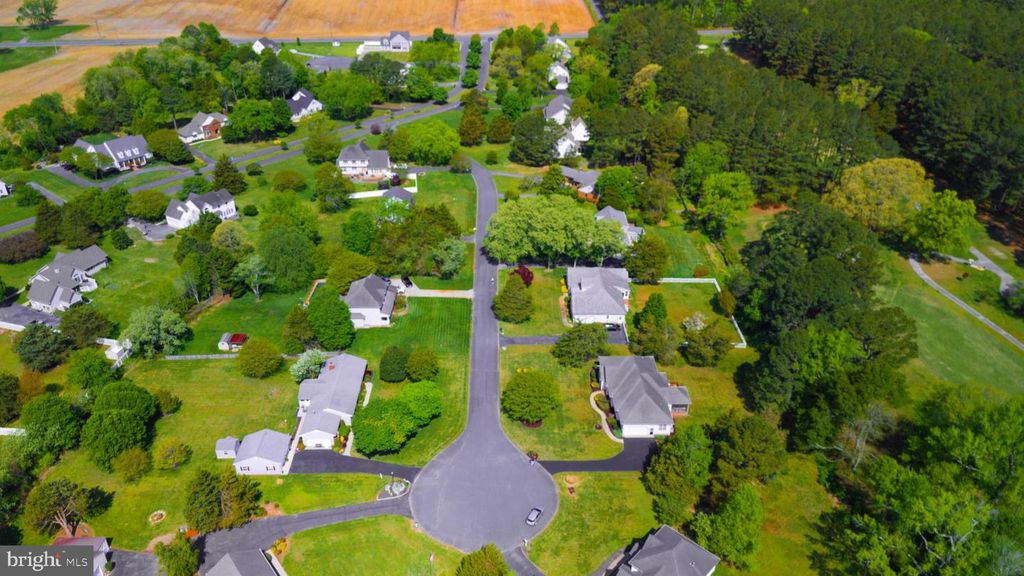 Image 50 of property listing at 25392 CLUB CIR, Quantico, MD 21856