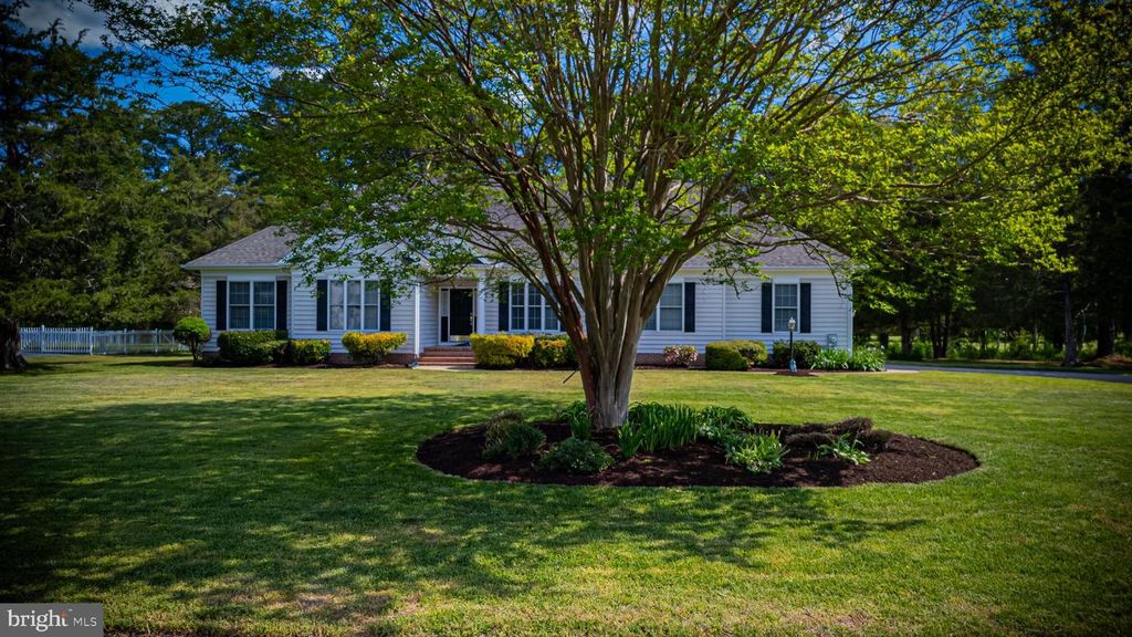 Image 55 of property listing at 25392 CLUB CIR, Quantico, MD 21856