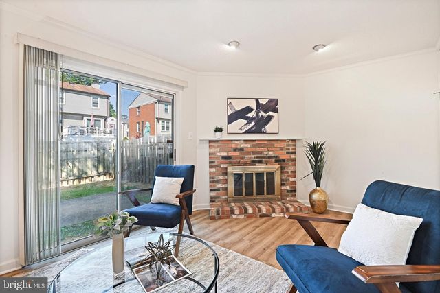 2762 STONE HOLLOW DR, Vienna, VA 22180