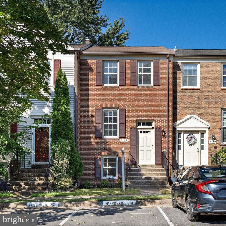 2762 STONE HOLLOW DR, Vienna, VA 22180