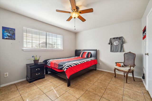 3718 Sealy Street, Galveston, TX 77550