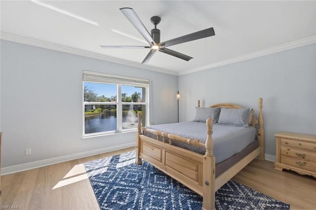 9844 Luna CIR # 201D, Naples, FL 34109