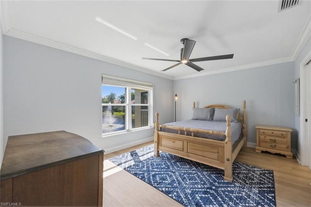 9844 Luna CIR # 201D, Naples, FL 34109