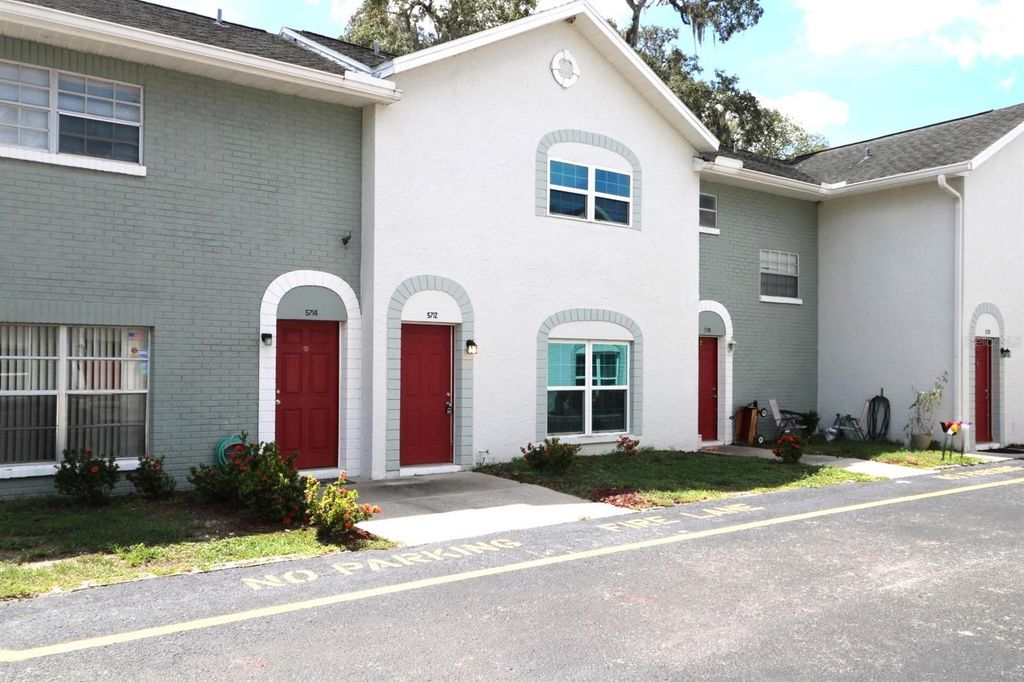 5712 TOWNHOUSE DRIVE, New Port Richey, FL 34652