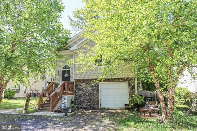317 12TH ST, Colonial Beach, VA 22443