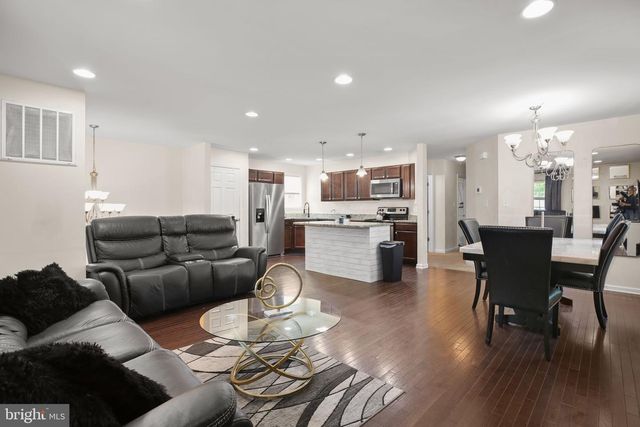 317 12TH ST, Colonial Beach, VA 22443