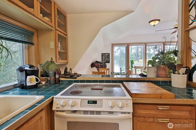 5265 Lakeside Drive, Langley, WA 98260