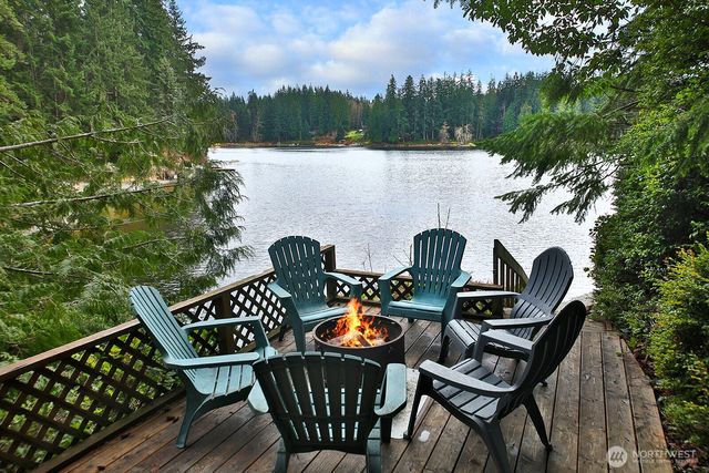 5265 Lakeside Drive, Langley, WA 98260