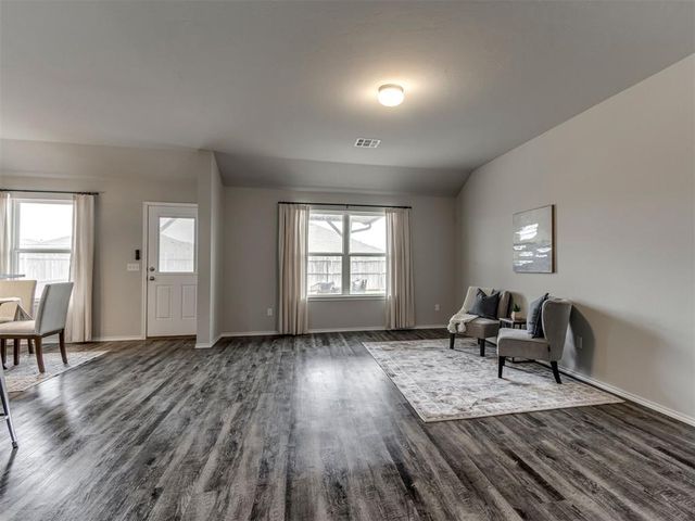 1832 Sloane Drive, Oklahoma City, OK 73127