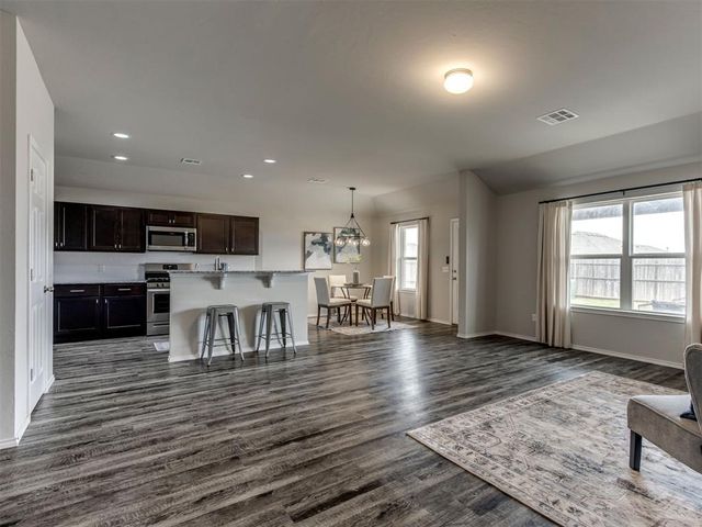 1832 Sloane Drive, Oklahoma City, OK 73127