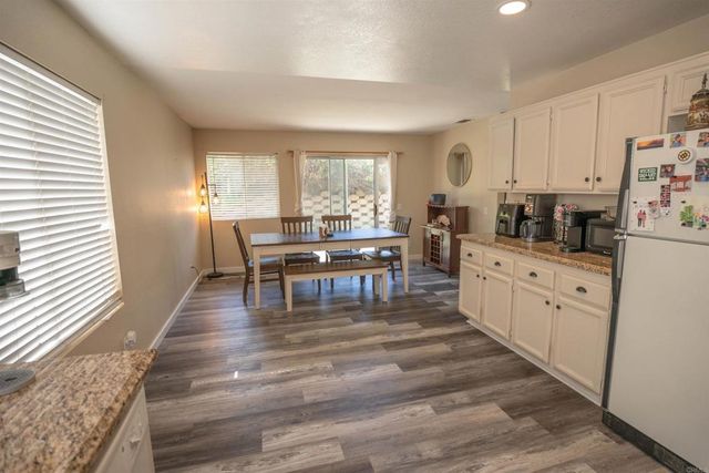 33029 Rossman Circle, Temecula, CA 92592