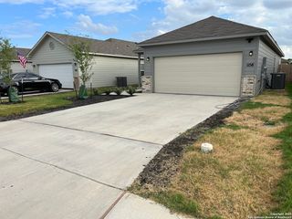 1158 Gracie Way, New Braunfels, TX 78130