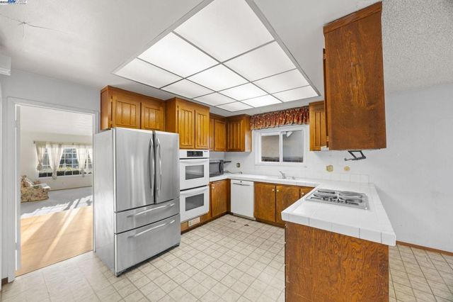 35492 Purcell Pl, Fremont, CA 94536