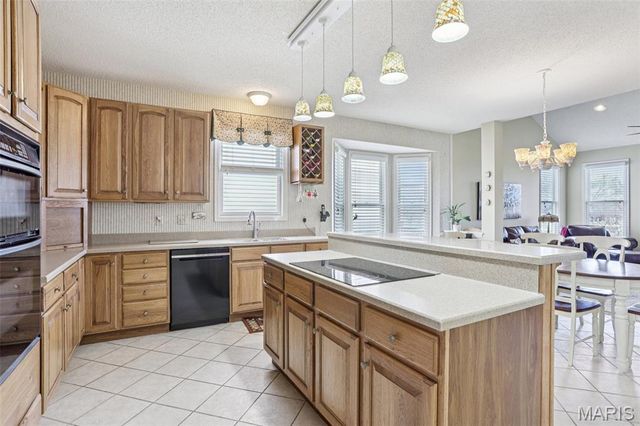 319 Seahawk Drive S, Lake St Louis, MO 63367