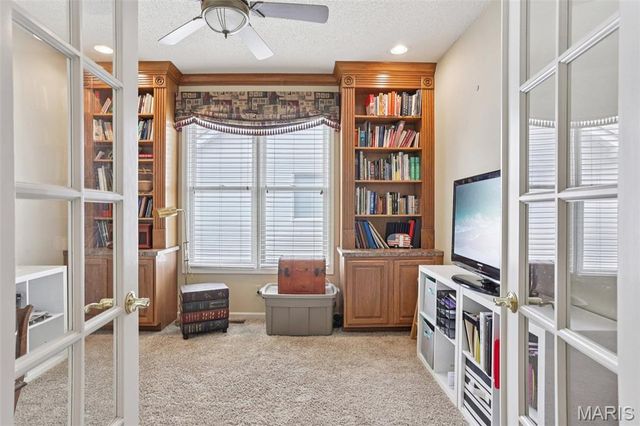 319 Seahawk Drive S, Lake St Louis, MO 63367