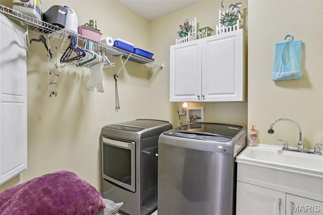 319 Seahawk Drive S, Lake St Louis, MO 63367