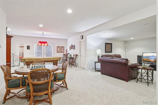 319 Seahawk Drive S, Lake St Louis, MO 63367