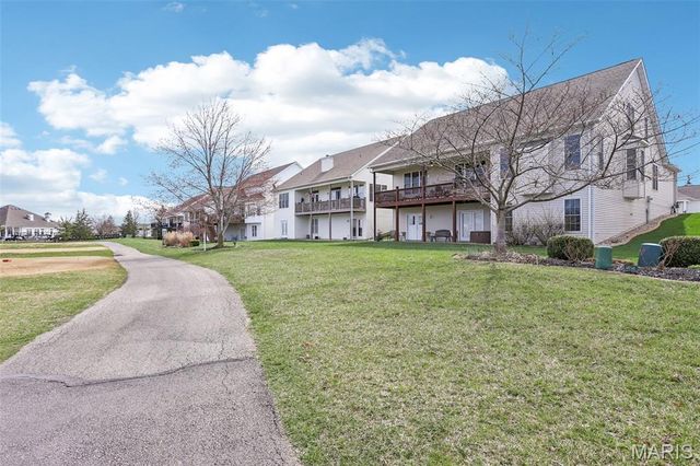 319 Seahawk Drive S, Lake St Louis, MO 63367