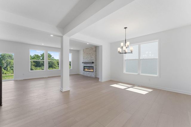 1086 Achilles Drive, Rosemount, MN 55068